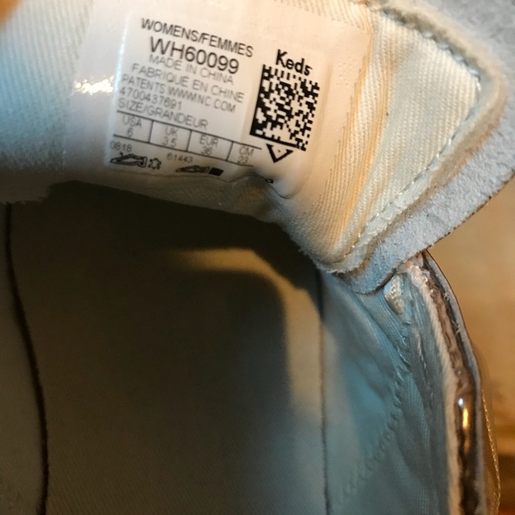 New Kate Spade New York Leather Rose Gold Sneakers - Picture 7 of 8